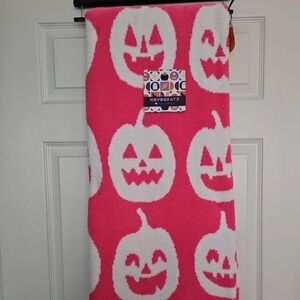 New TikTok Novogratz Summerween Pink Pumpkin Halloween Throw Blanket Reversible